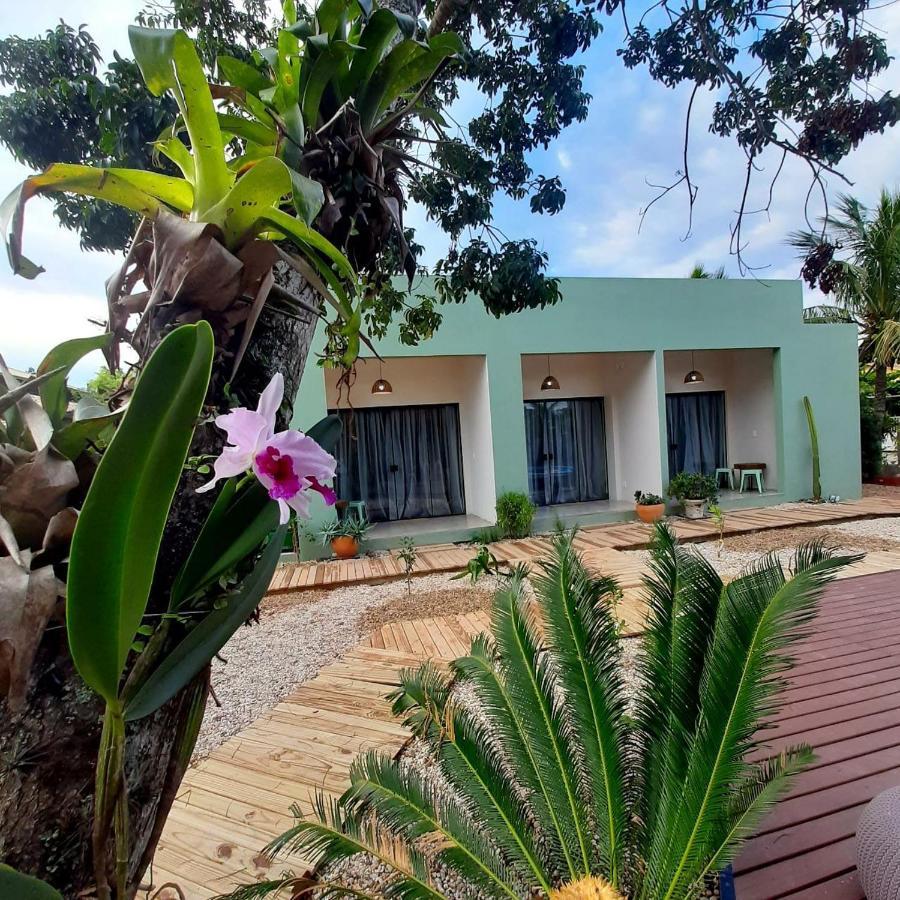 Mana Mariscal Hospedagem บอมบินญัส ภายนอก รูปภาพ