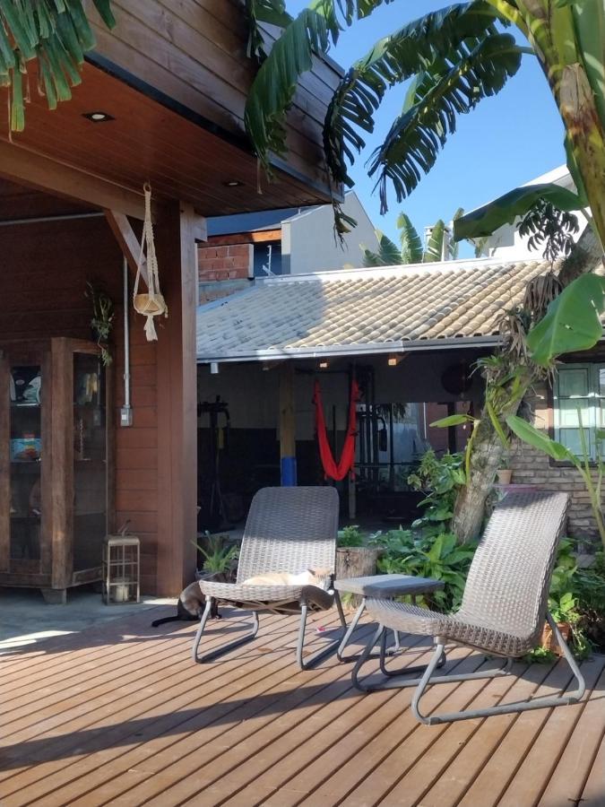 Mana Mariscal Hospedagem บอมบินญัส ภายนอก รูปภาพ